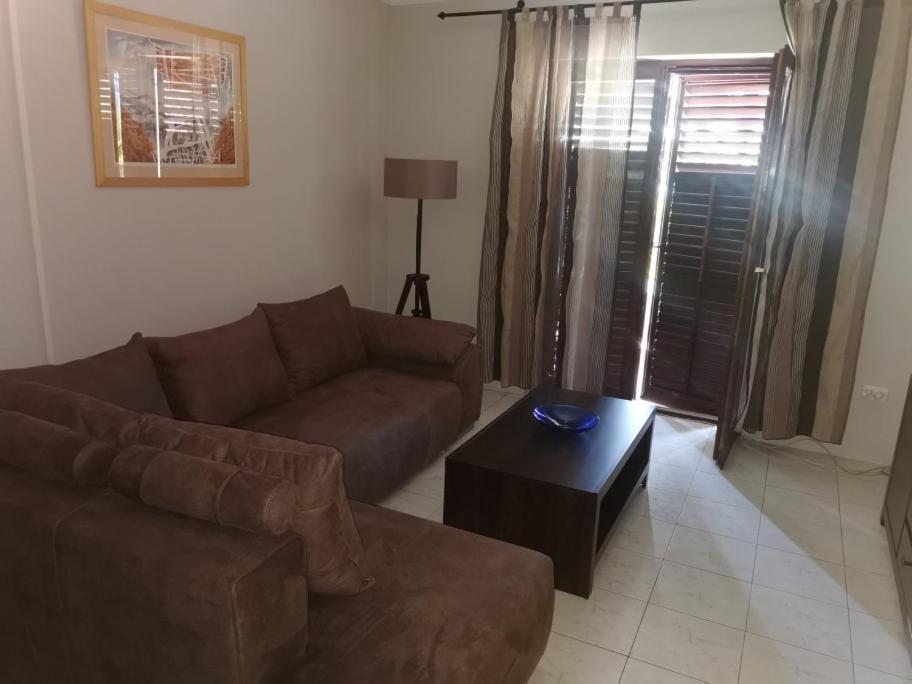Apartmani I Sobe Goca Херцег-Нови Экстерьер фото