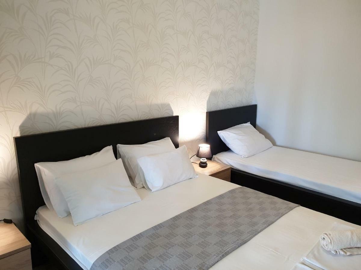 Apartmani I Sobe Goca Херцег-Нови Экстерьер фото